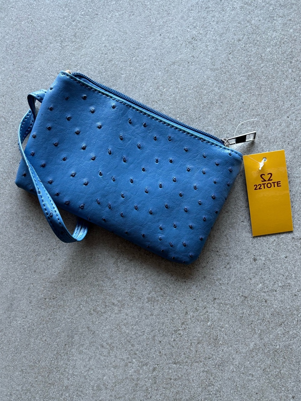22 brand NWT Wristlet Vegan Faux Leather Ostrich-Embossed Sapphire Blue Top Zip